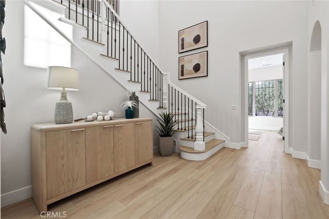 17 Lowland, Irvine, CA 92602