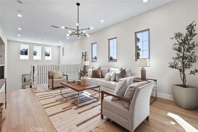 17 Lowland, Irvine, CA 92602