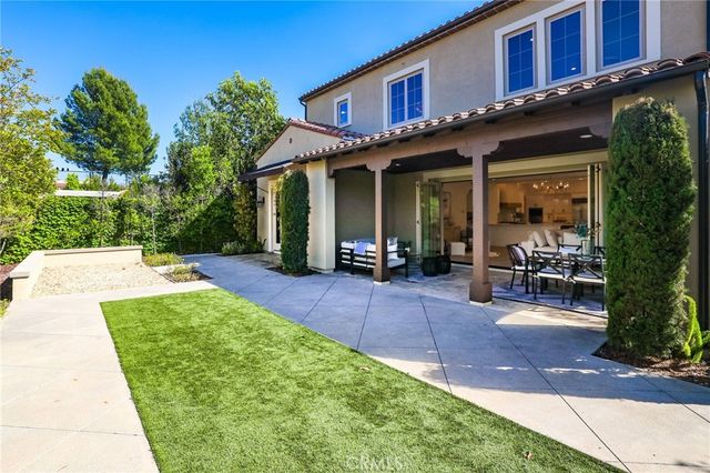 17 Lowland, Irvine, CA 92602