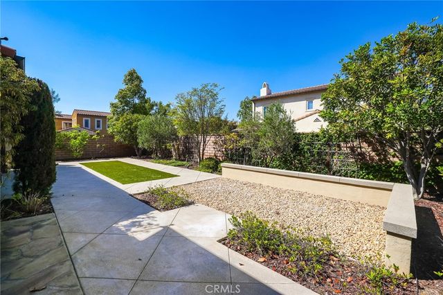 17 Lowland, Irvine, CA 92602