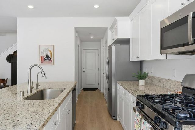 32795 Manhattan Ave, Winchester, CA 92596