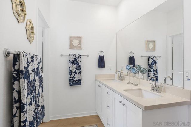 32795 Manhattan Ave, Winchester, CA 92596