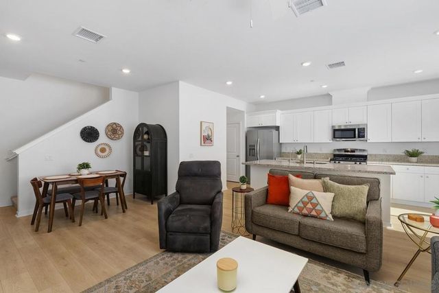 32795 Manhattan Ave, Winchester, CA 92596