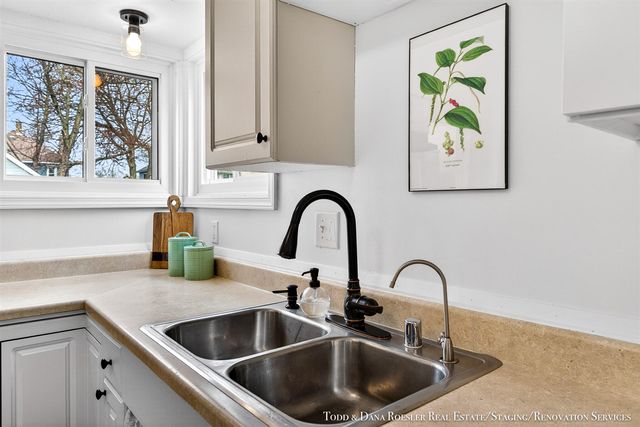 47 Banner Street, Grand Rapids, MI 49507