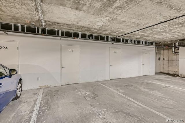 9039 E Panorama Cir C-407, Englewood, CO 80112