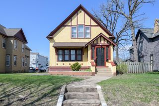 707 6th Avenue S, Saint Cloud, MN 56301