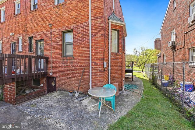 4936 EAST CAPITOL ST NE, Washington, DC 20019
