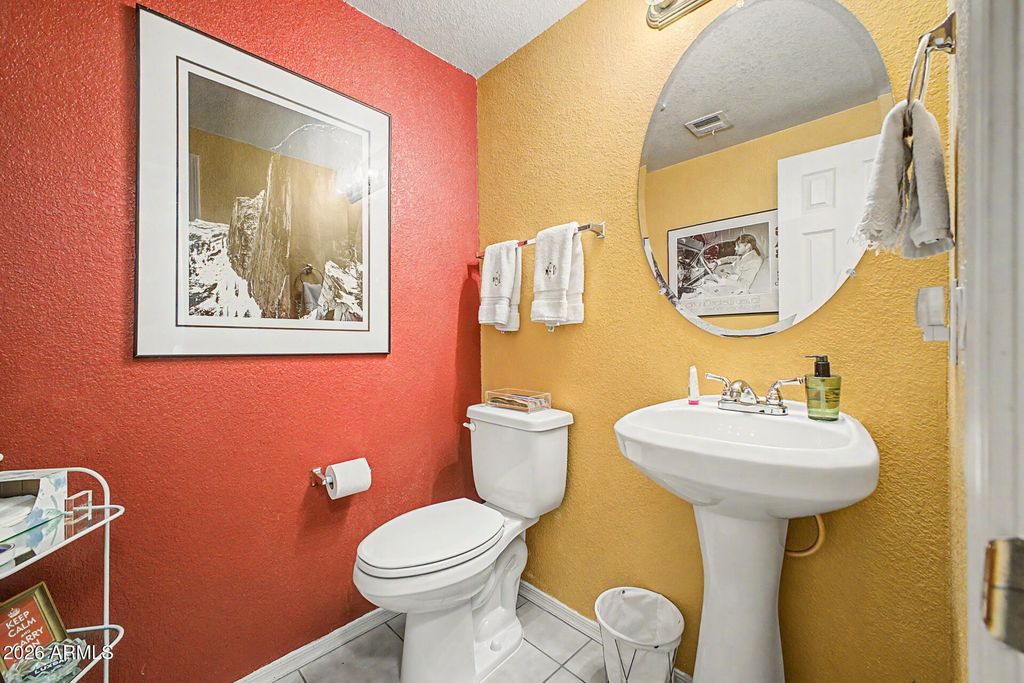 Image 13 of property listing at 18250 N CAVE CREEK Road 151, Phoenix, AZ 85032