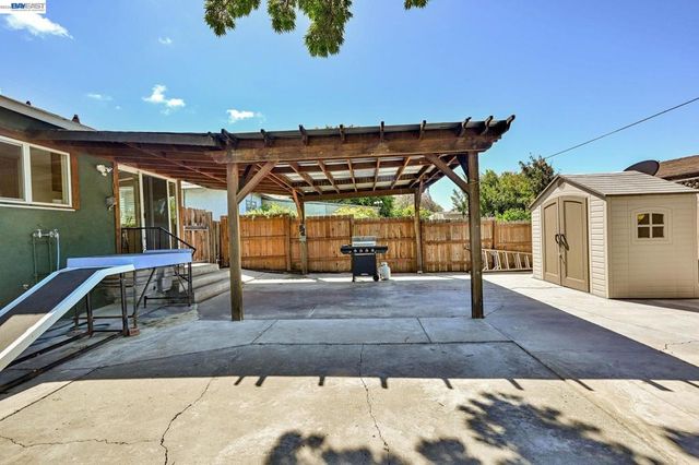 16023 Via Granada, San Lorenzo, CA 94580