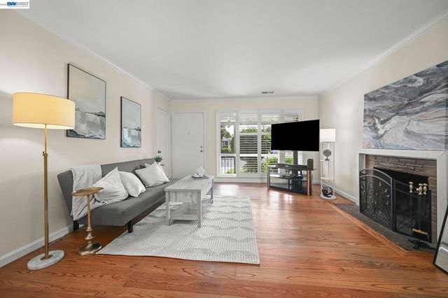 16023 Via Granada, San Lorenzo, CA 94580