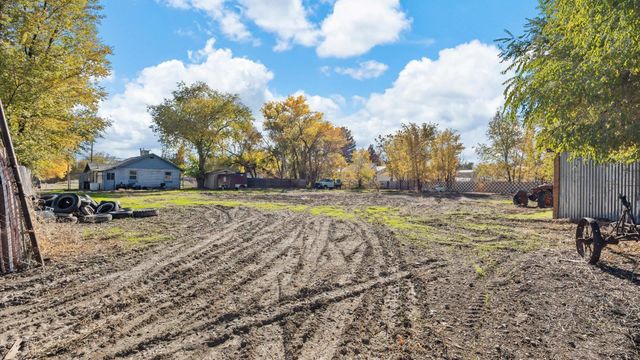 375 Rosevale Road, Grand Junction, CO 81507