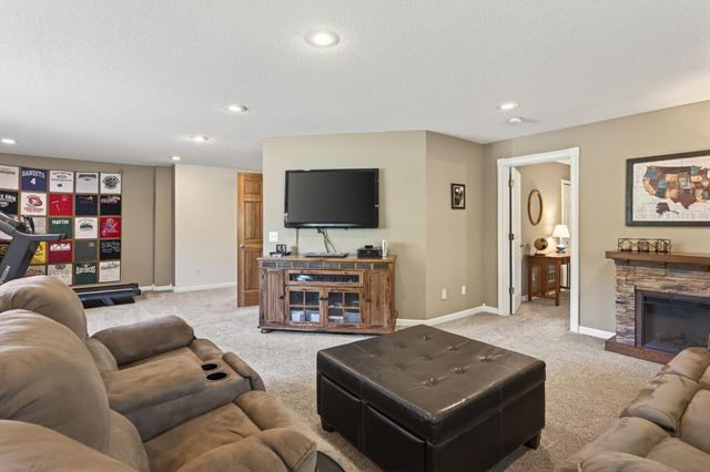 17773 Ketchikan Court, Lakeville, MN 55044