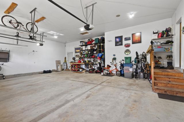 17773 Ketchikan Court, Lakeville, MN 55044