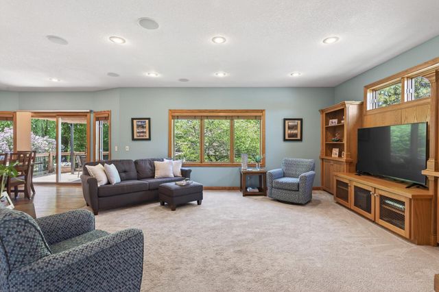 17773 Ketchikan Court, Lakeville, MN 55044