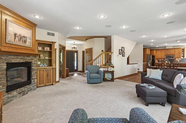 17773 Ketchikan Court, Lakeville, MN 55044