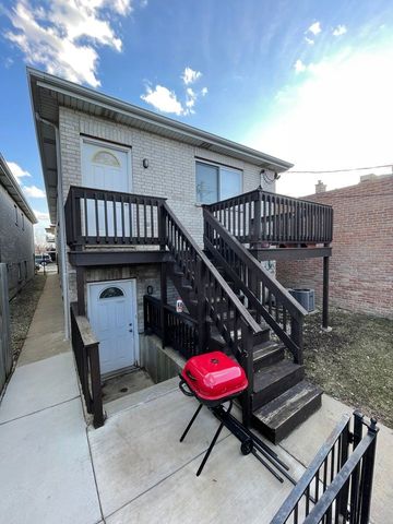 6042 W 63rd Street 2, Chicago, IL 60638