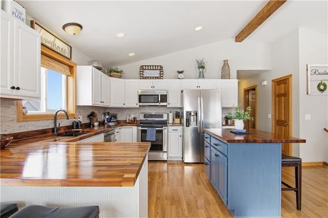 908 Mooring Line Drive, Chippewa Falls, WI 54729