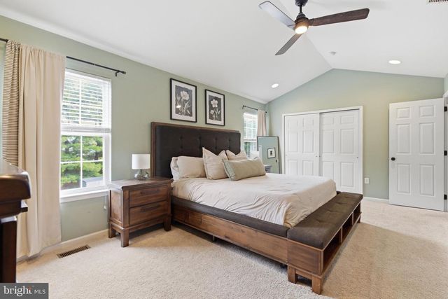527 MUSKET CT, Collegeville, PA 19426