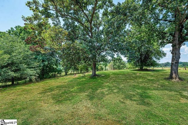 1600 Old Pelzer Road, Piedmont, SC 29673