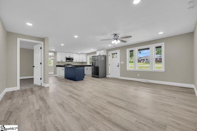 1600 Old Pelzer Road, Piedmont, SC 29673