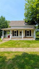 703 Queen Street, Owosso, MI 48867