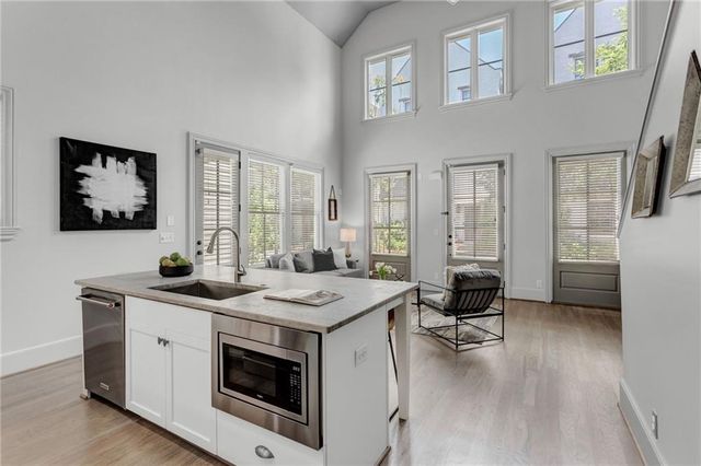 528 Bismark Road NE, Atlanta, GA 30324
