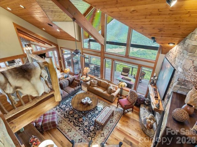 373 Rhododendron Lane, Burnsville, NC 28714