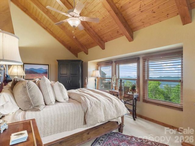373 Rhododendron Lane, Burnsville, NC 28714