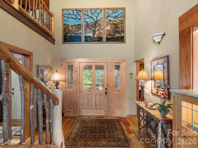 373 Rhododendron Lane, Burnsville, NC 28714