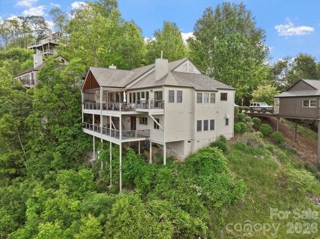 373 Rhododendron Lane, Burnsville, NC 28714