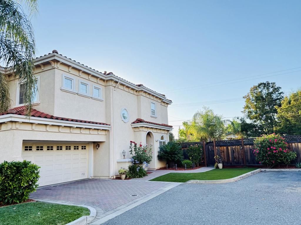 Image 2 of property listing at 1745 Cambria Court, San Jose, CA 95124