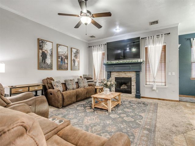 2921 San Juan Trail, Moore, OK 73160