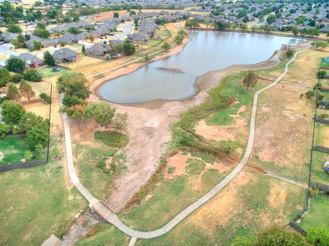 2921 San Juan Trail, Moore, OK 73160