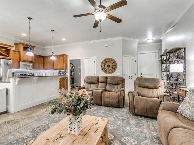 2921 San Juan Trail, Moore, OK 73160