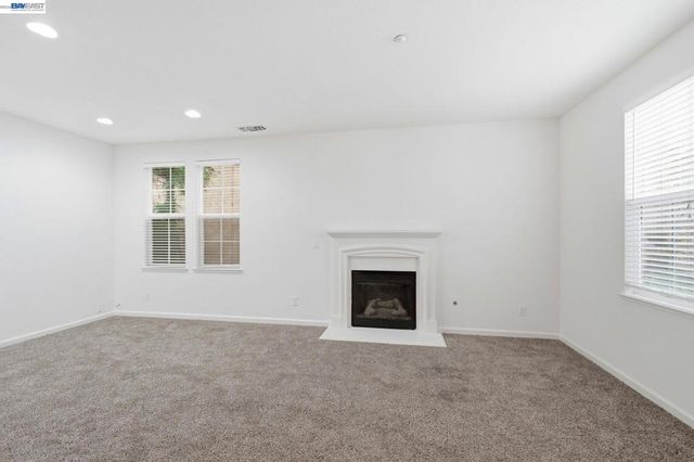 1121 Andreas Ln, Tracy, CA 95376