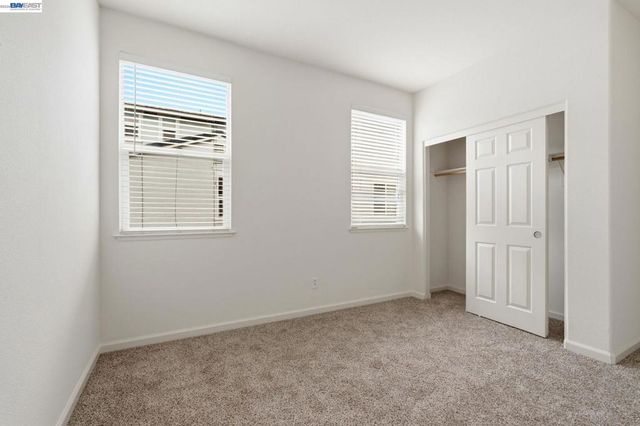 1121 Andreas Ln, Tracy, CA 95376