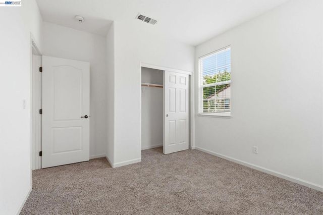 1121 Andreas Ln, Tracy, CA 95376