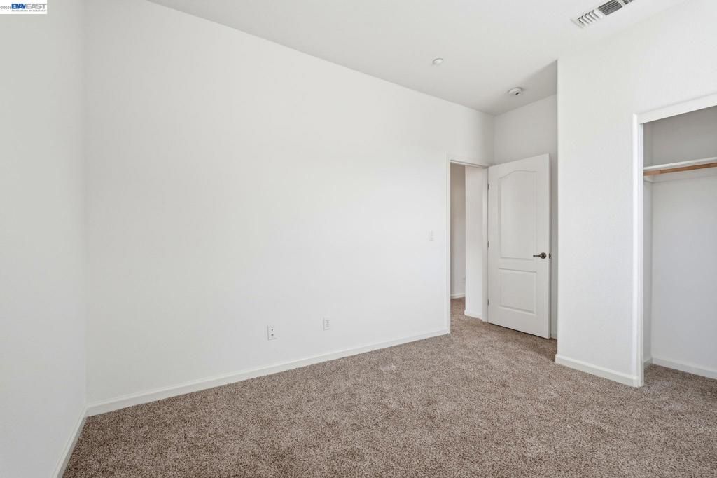 Image 38 of property listing at 1121 Andreas Ln, Tracy, CA 95376