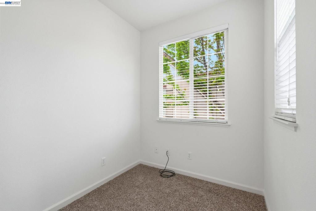 Image 42 of property listing at 1121 Andreas Ln, Tracy, CA 95376