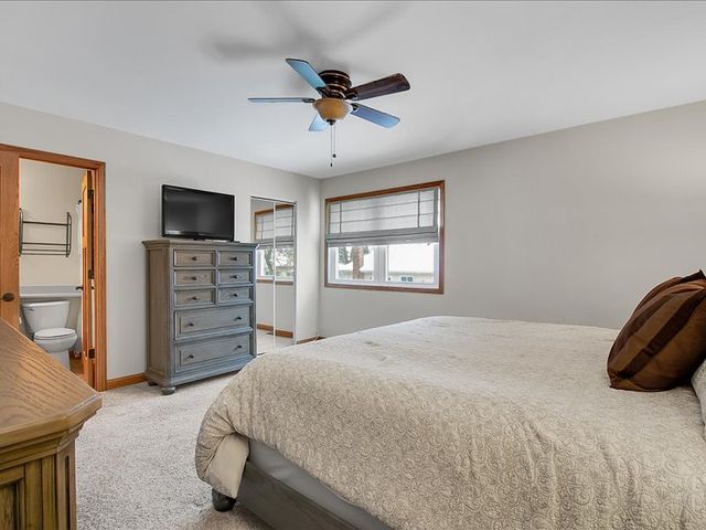 6796 Red Wing Drive, Woodridge, IL 60517