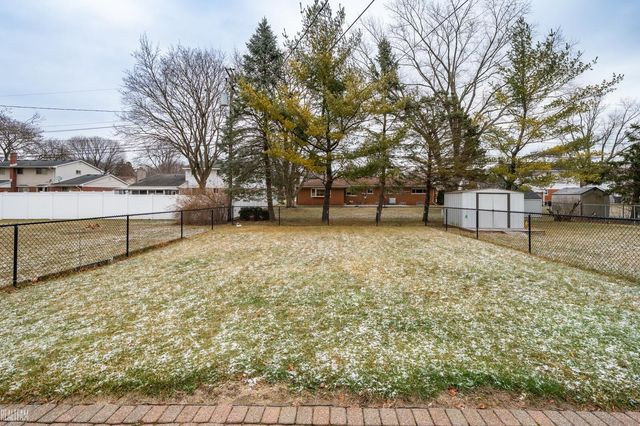 37578 Ladue Street, Clinton Twp, MI 48036