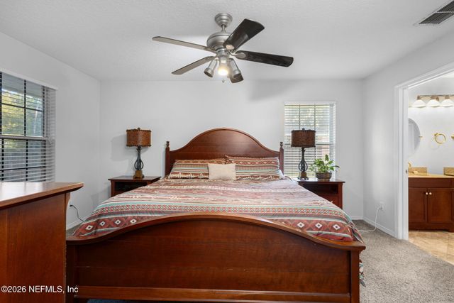 1277 MCGIRTS CREEK Drive E, Jacksonville, FL 32221