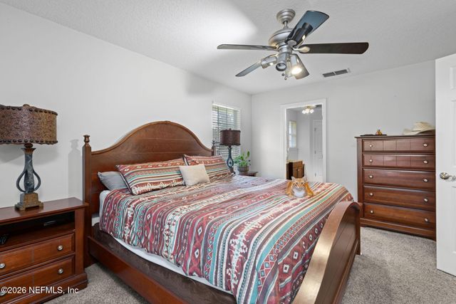 1277 MCGIRTS CREEK Drive E, Jacksonville, FL 32221
