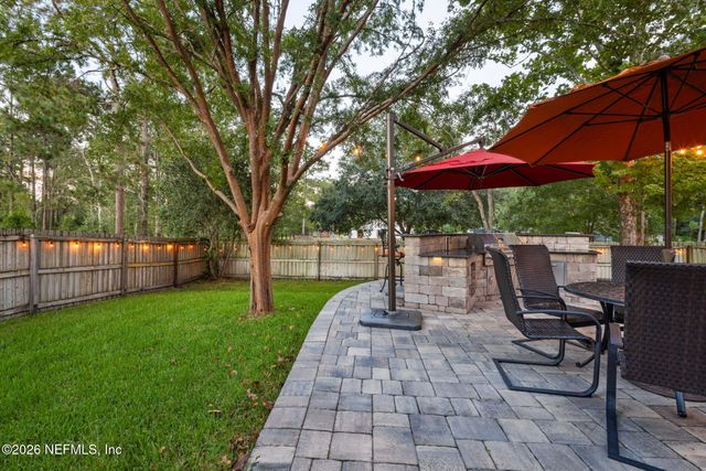 1277 MCGIRTS CREEK Drive E, Jacksonville, FL 32221
