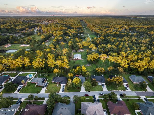 1277 MCGIRTS CREEK Drive E, Jacksonville, FL 32221