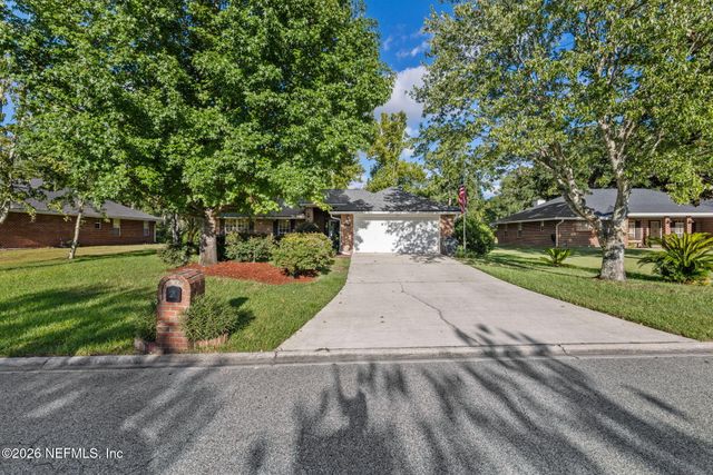 1277 MCGIRTS CREEK Drive E, Jacksonville, FL 32221
