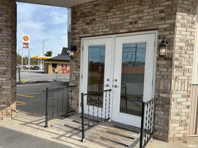 512 1ST Avenue 1, 3, Colona, IL 61241