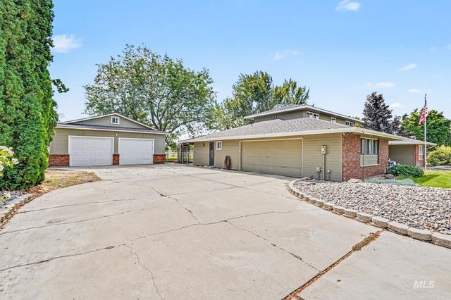 1703 Primrose Dr., Nampa, ID 83686