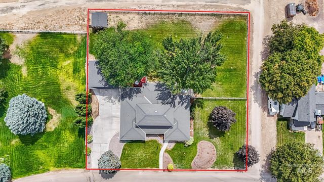 1703 Primrose Dr., Nampa, ID 83686