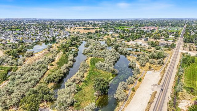 1703 Primrose Dr., Nampa, ID 83686